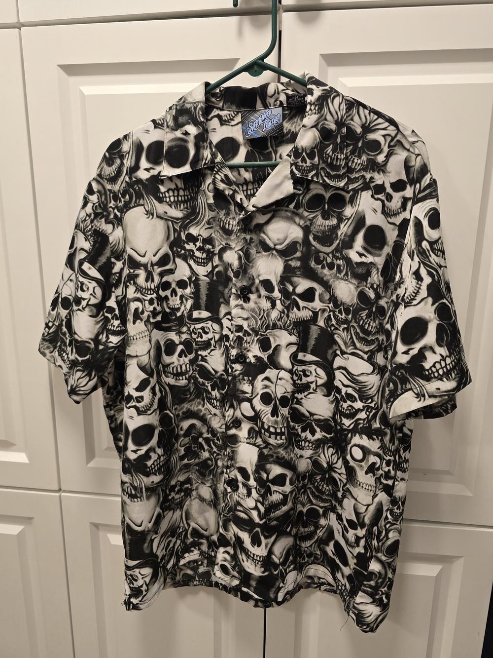 Sapphire Lounge Shirt Mens Large Black White Skull Graphic Button Up Gothic Y2K